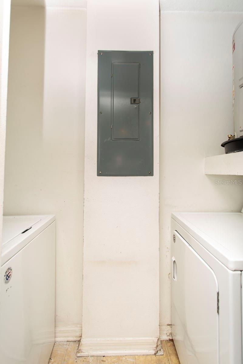 Image 15 of 40 For 6740 Moonglow Drive 101