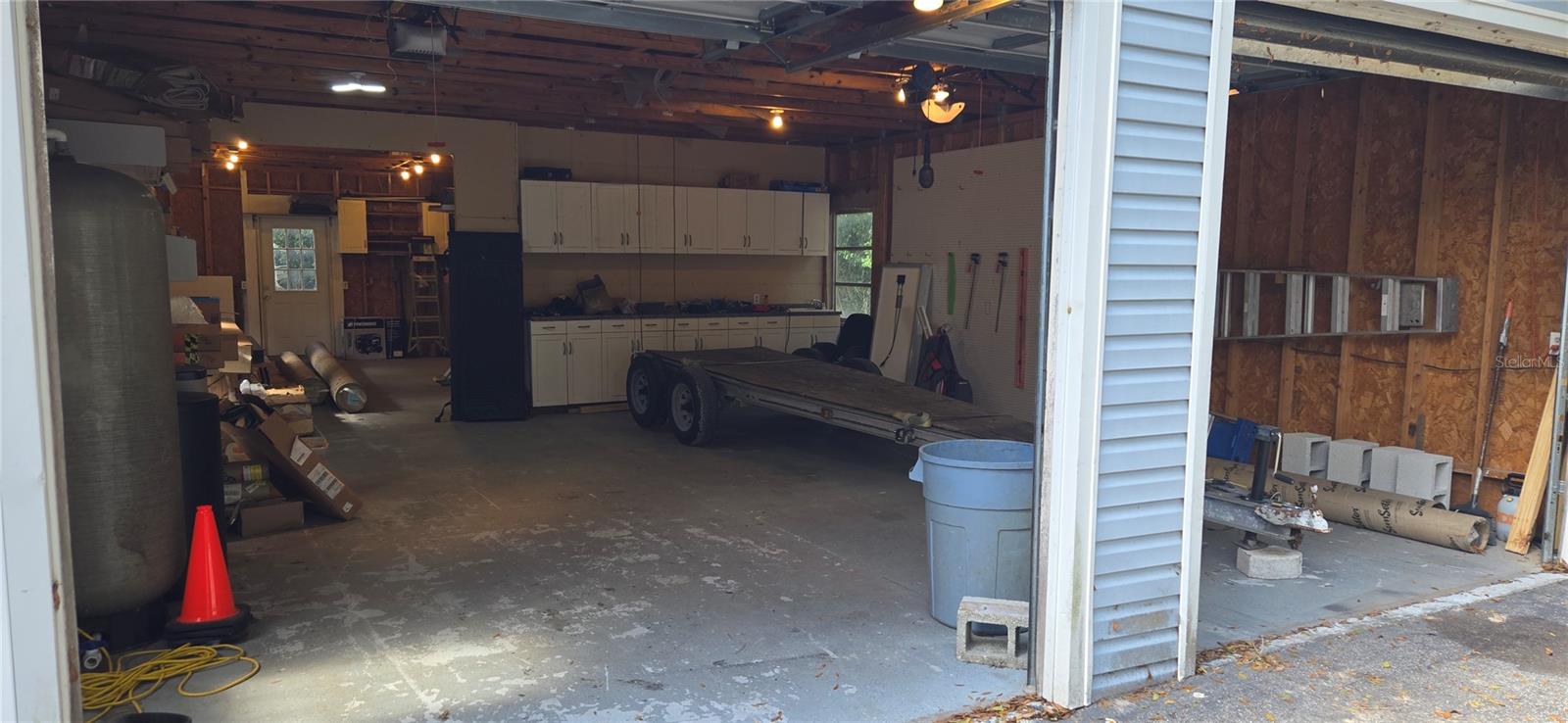 Image 14 of 56 For 1025 Garfield Avenue