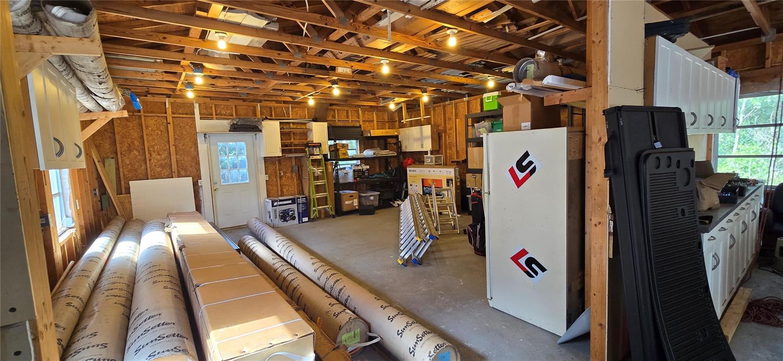 Image 16 of 56 For 1025 Garfield Avenue