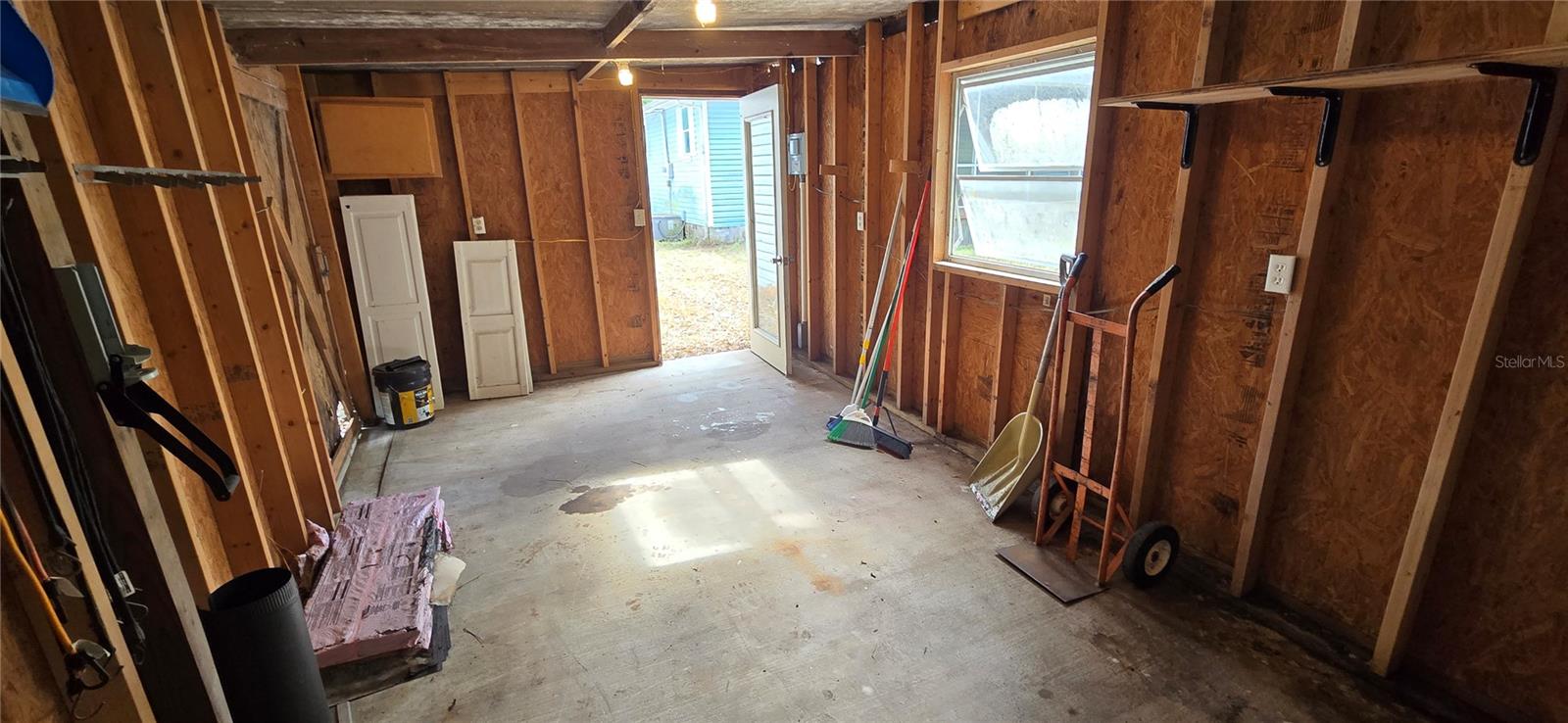 Image 23 of 56 For 1025 Garfield Avenue