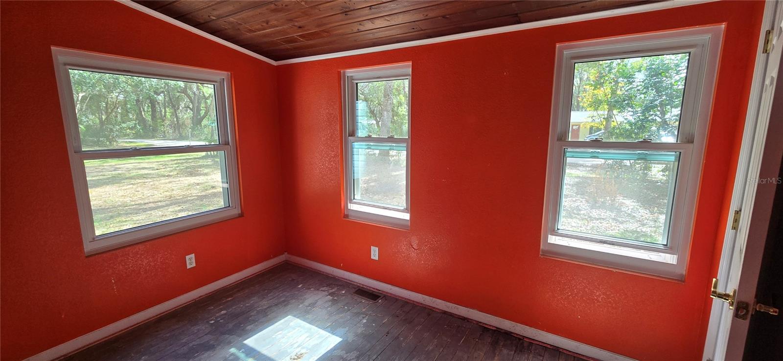 Image 34 of 56 For 1025 Garfield Avenue