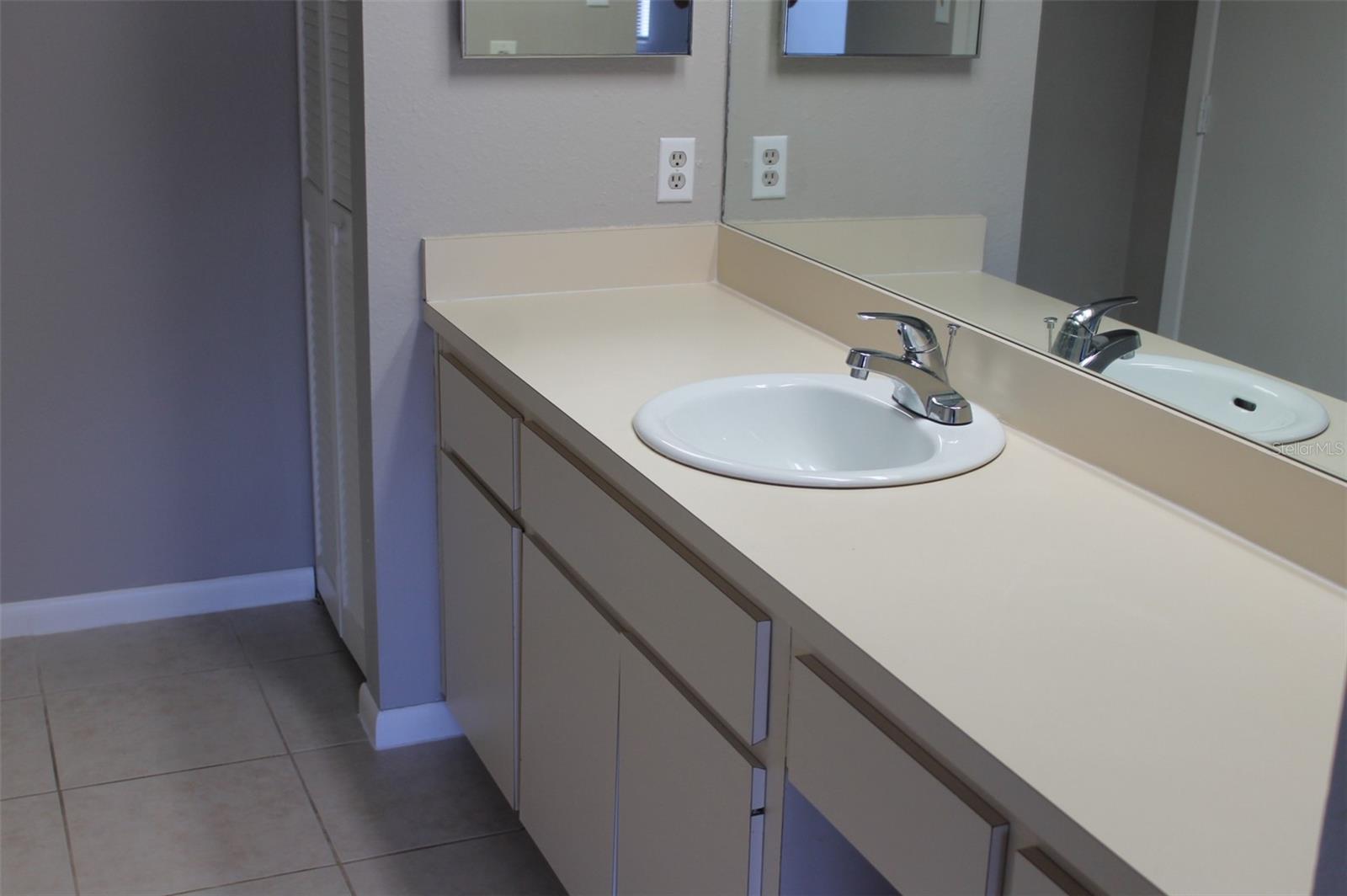 Image 7 of 13 For 4752 Sunny Loop Loop 4752