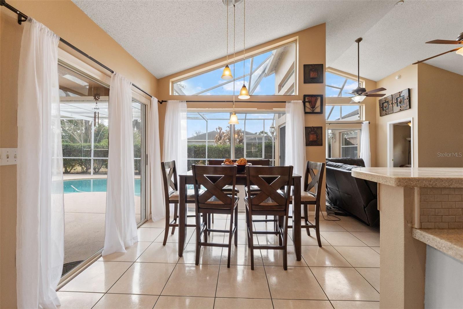 Image 24 of 68 For 14122 Newcastle Avenue