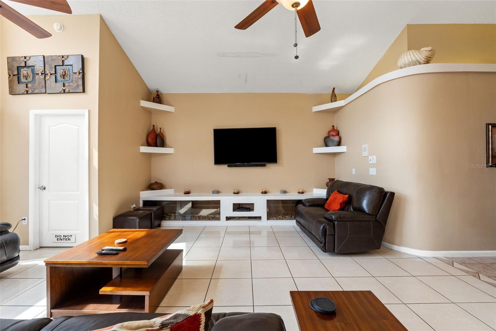 Image 32 of 68 For 14122 Newcastle Avenue