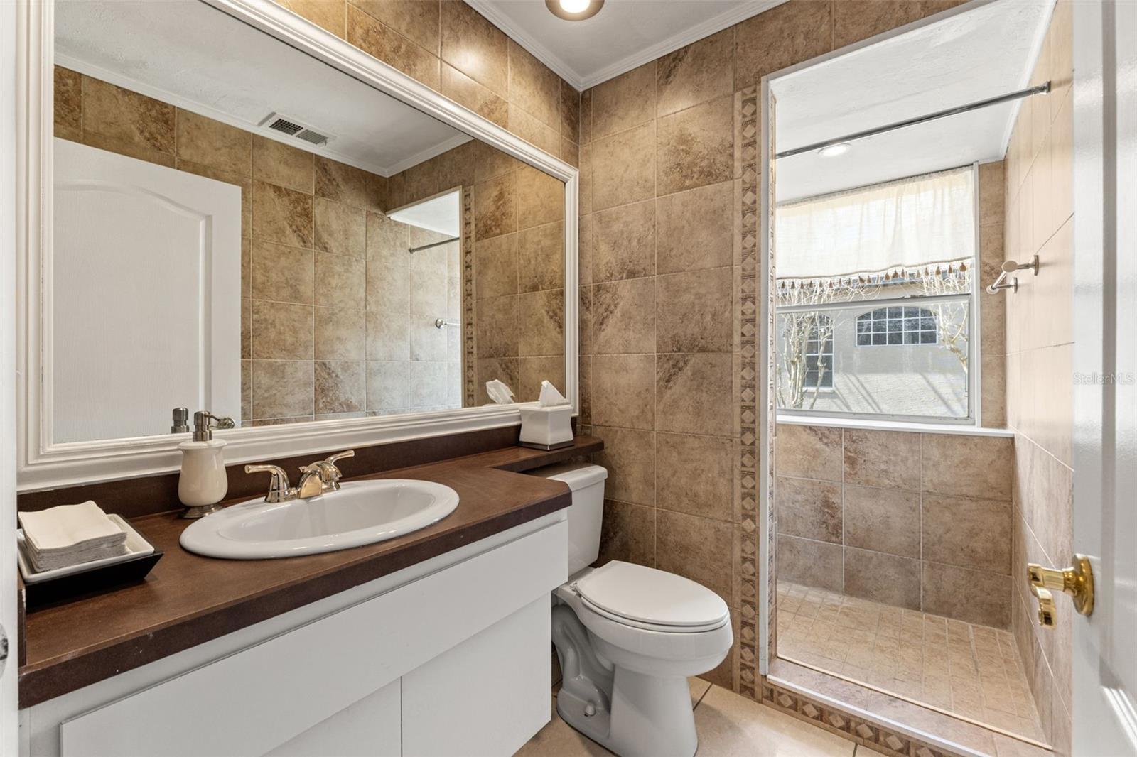 Image 39 of 68 For 14122 Newcastle Avenue