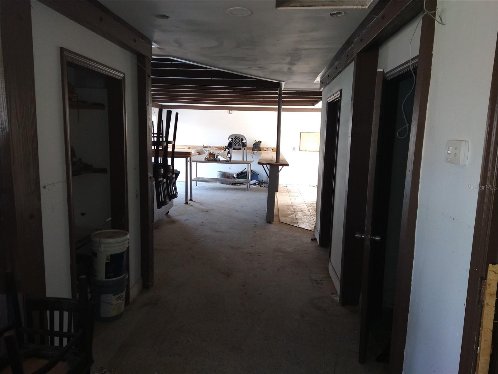 Image 15 of 25 For 13923 Old Dixie Highway