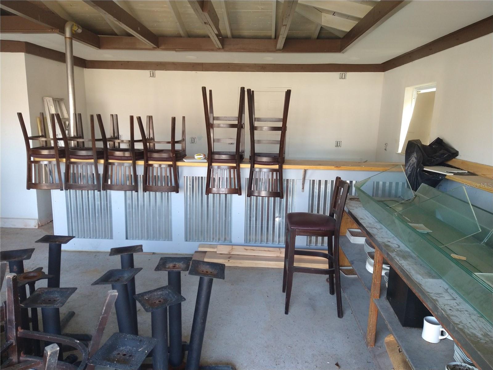 Image 16 of 25 For 13923 Old Dixie Highway