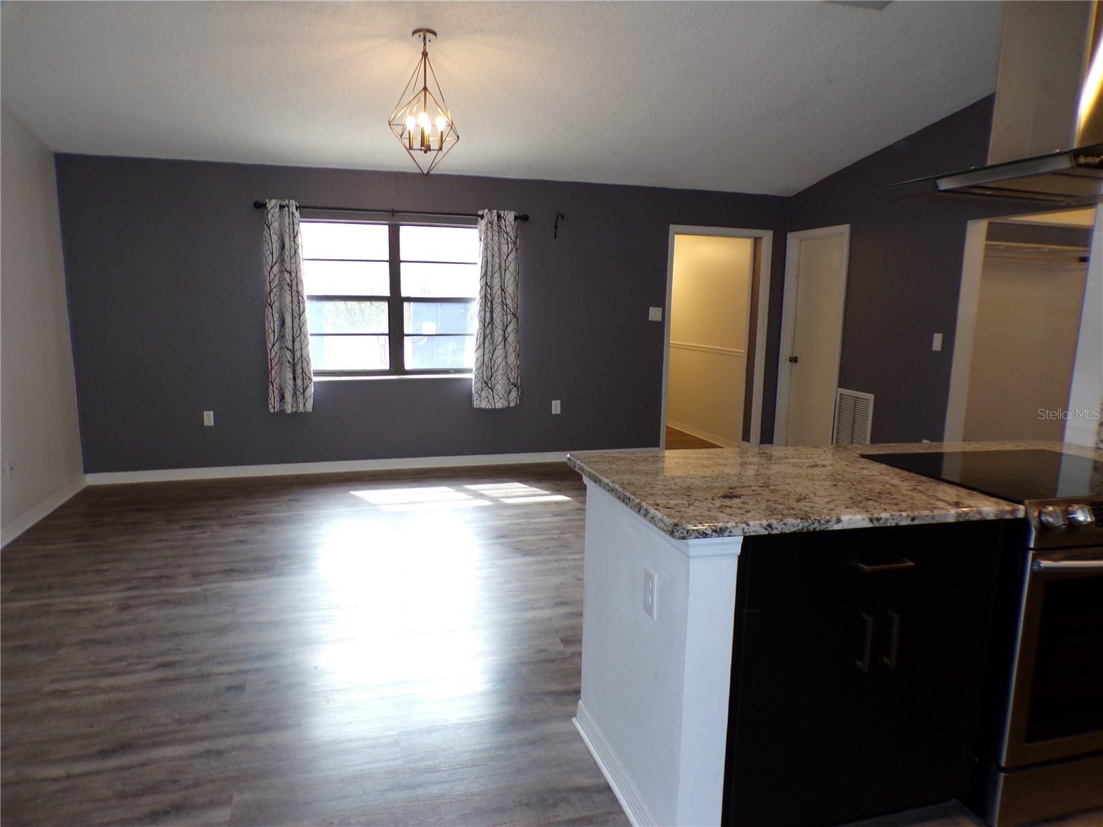 Image 6 of 20 For 10001 Elgin Boulevard