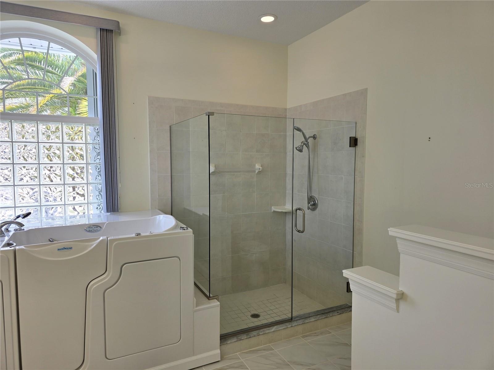 Image 14 of 41 For 2476 Misty Meadow Court