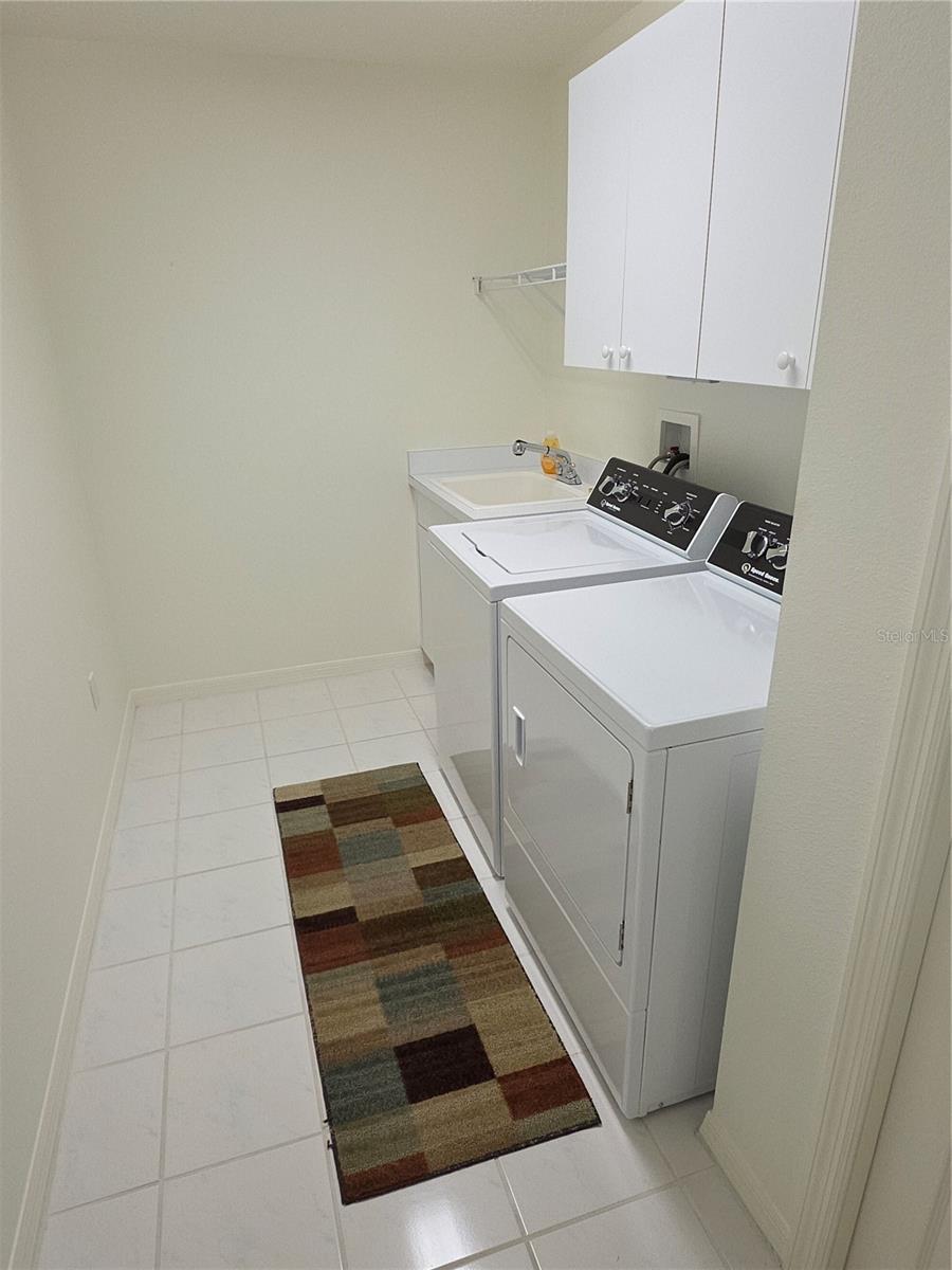 Image 22 of 41 For 2476 Misty Meadow Court