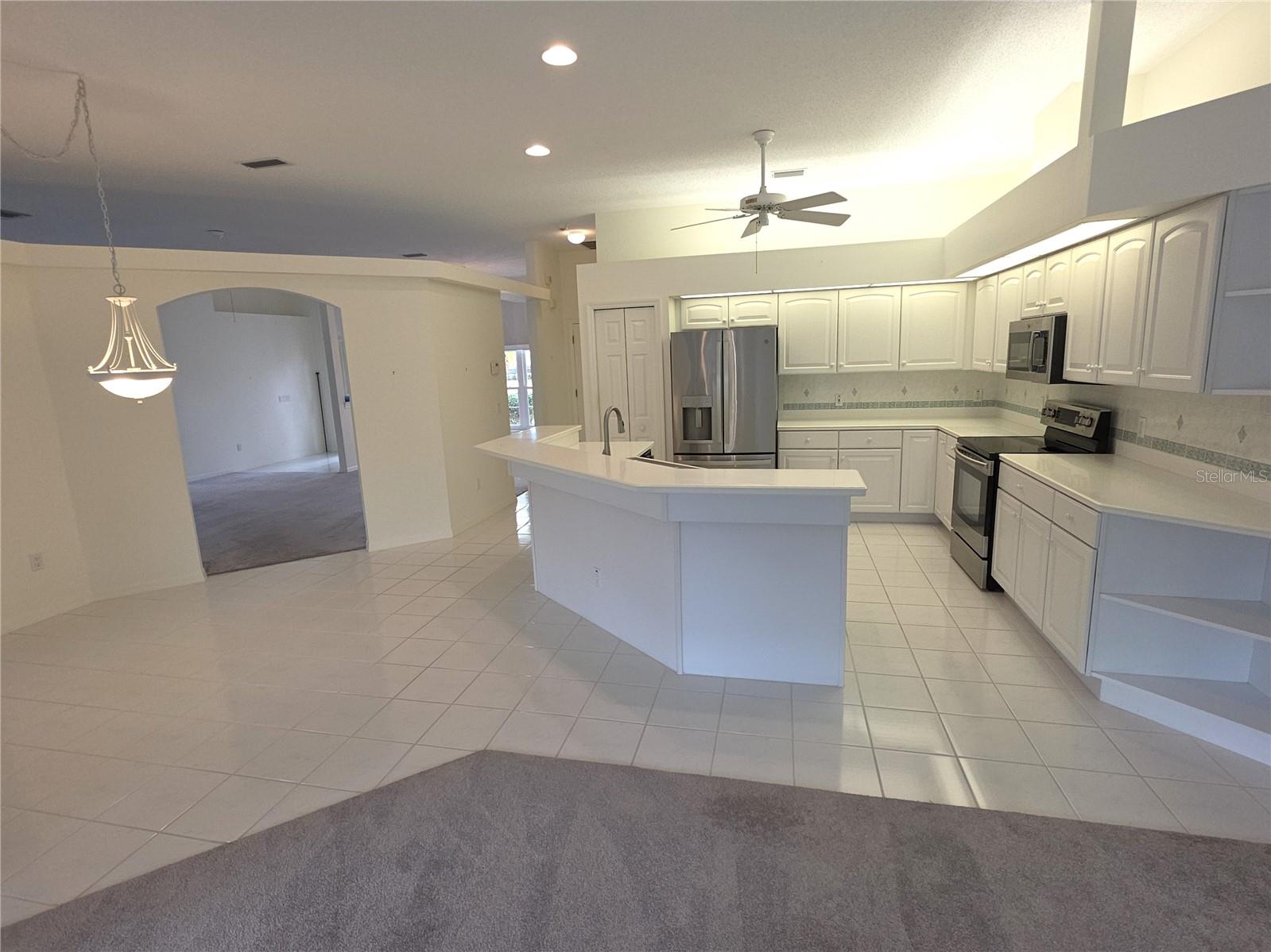 Image 6 of 41 For 2476 Misty Meadow Court