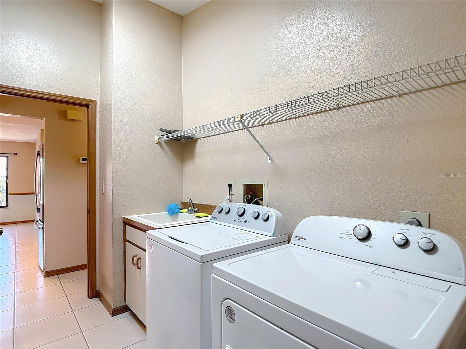 Image 41 of 59 For 5066 Woodbine Street