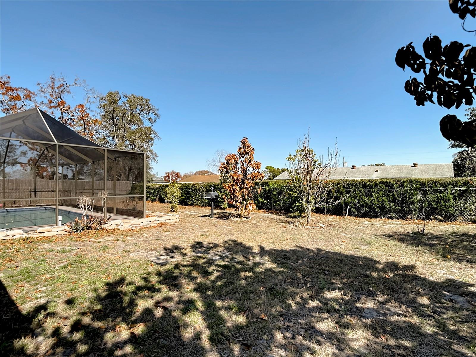 Image 56 of 59 For 5066 Woodbine Street