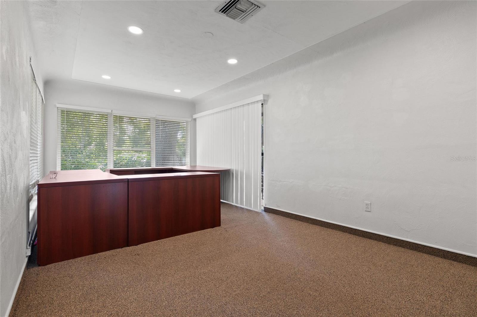 Image 5 of 14 For 600 Tarpon Avenue