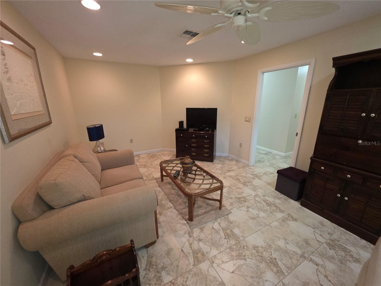 Image 24 of 36 For 2163 Westchester Boulevard