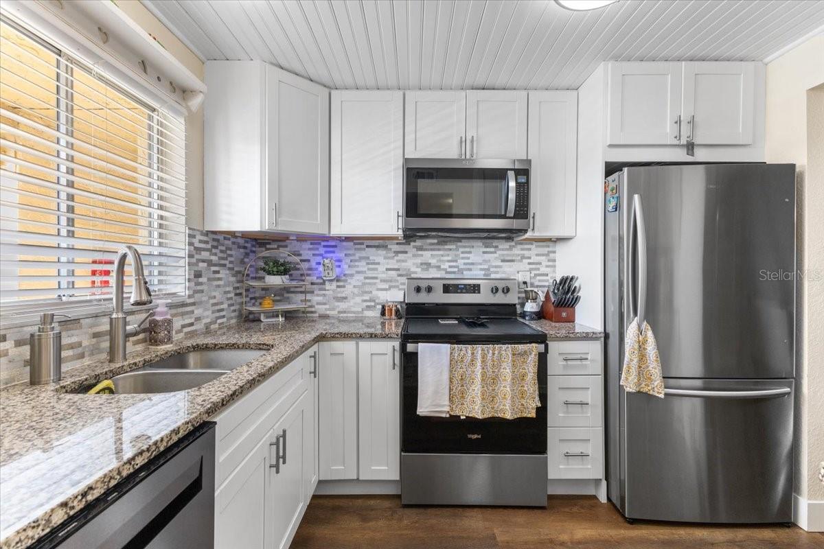 Details for 3710 Lake Bayshore Drive K416, BRADENTON, FL 34205