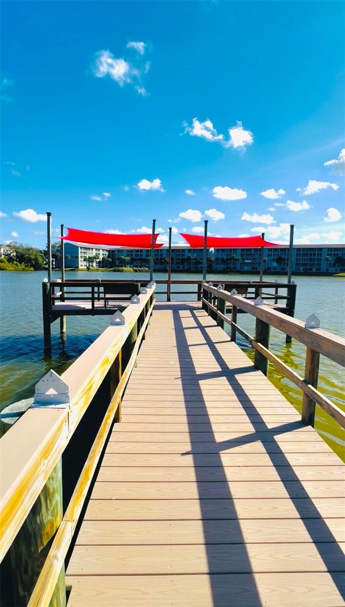 Image 28 of 31 For 3710 Lake Bayshore Drive K416