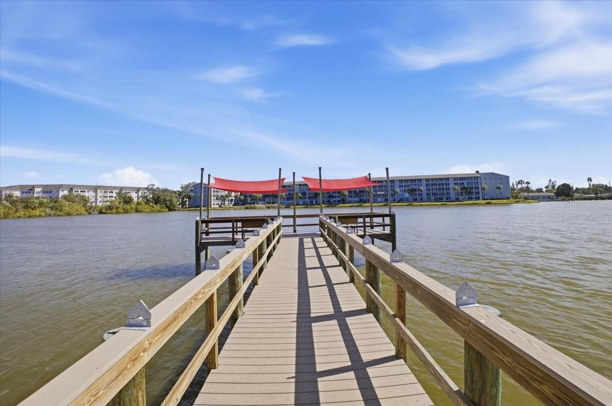 Image 29 of 31 For 3710 Lake Bayshore Drive K416