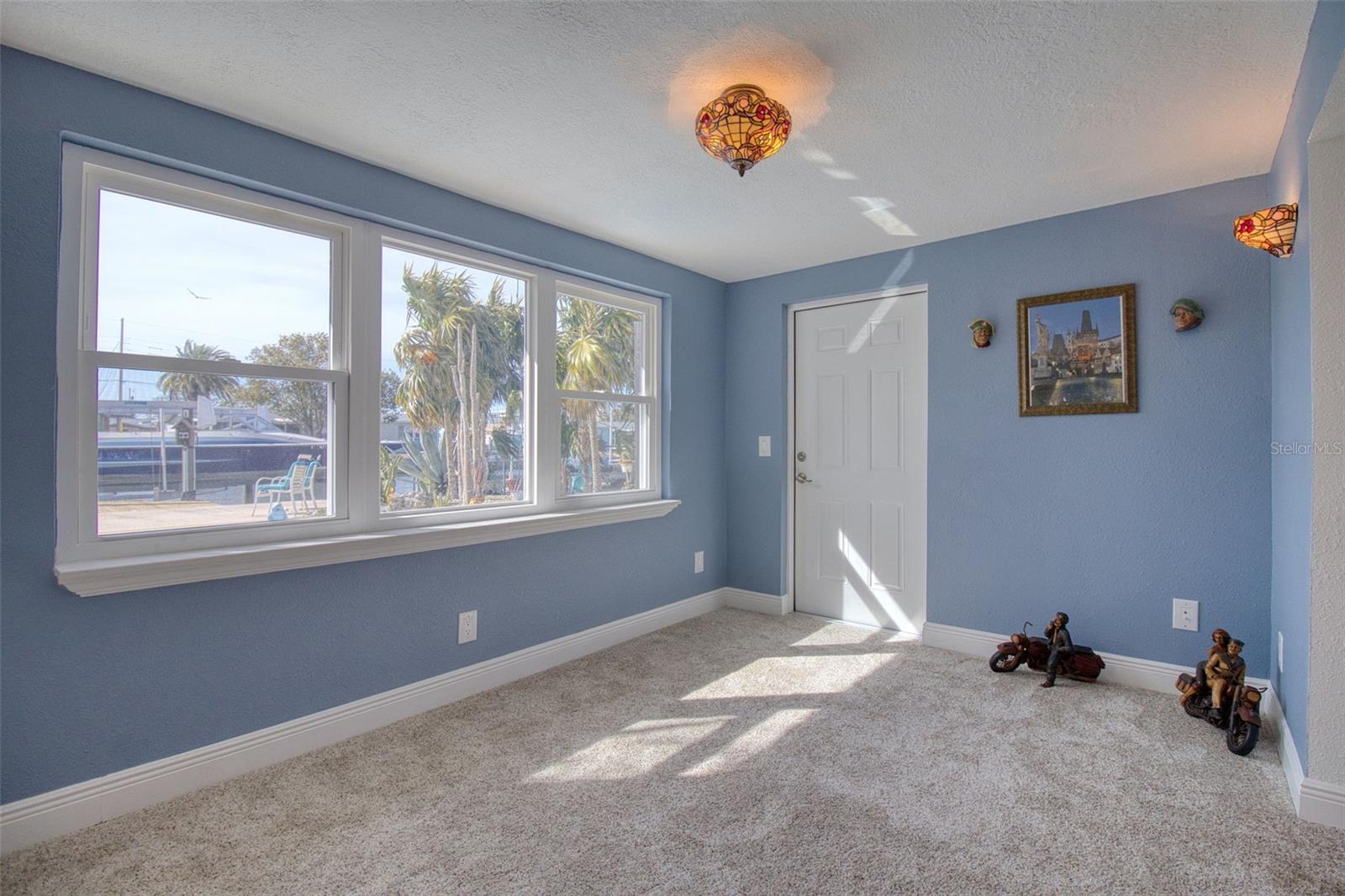 Image 17 of 31 For 13525 Maria Drive