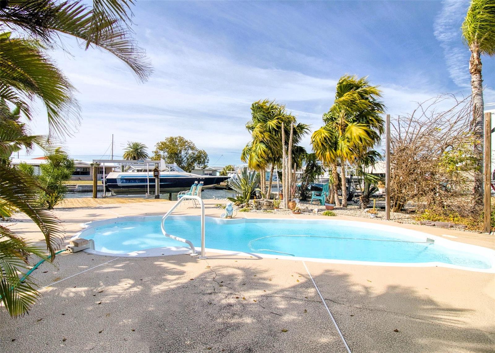 Image 19 of 31 For 13525 Maria Drive