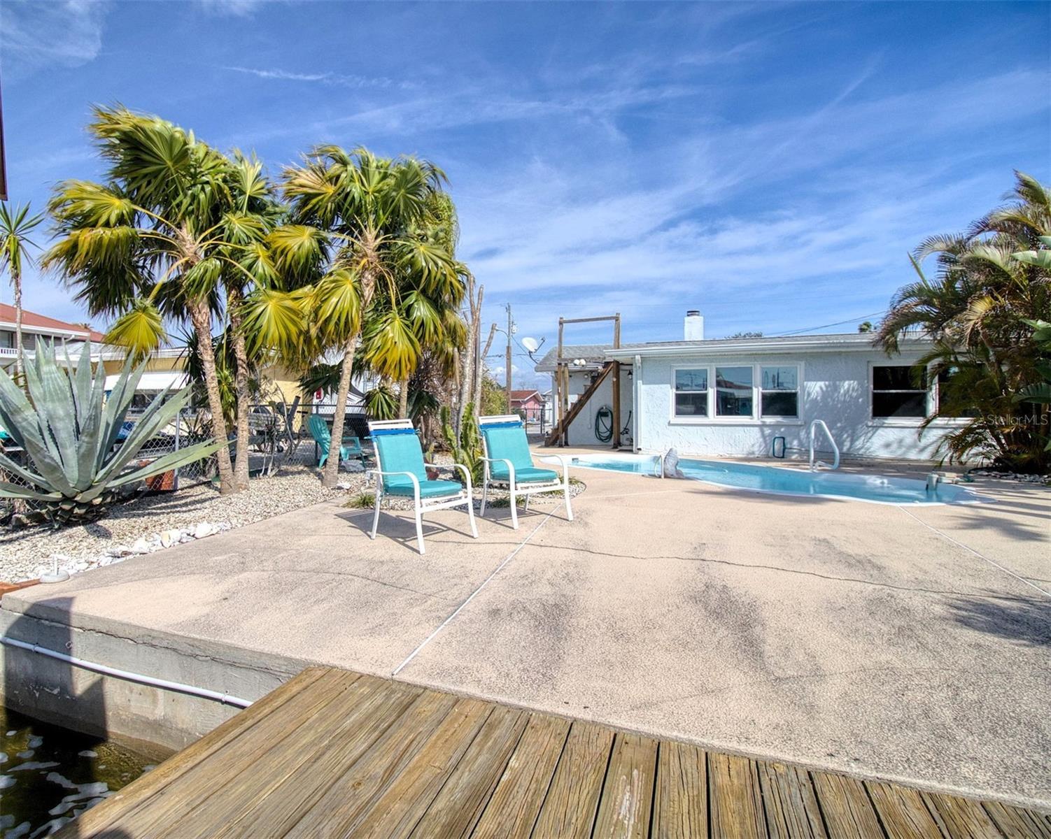 Image 23 of 31 For 13525 Maria Drive