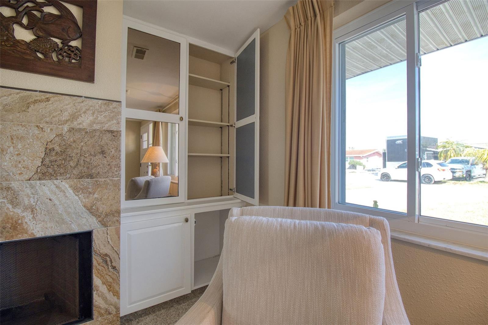 Image 7 of 31 For 13525 Maria Drive