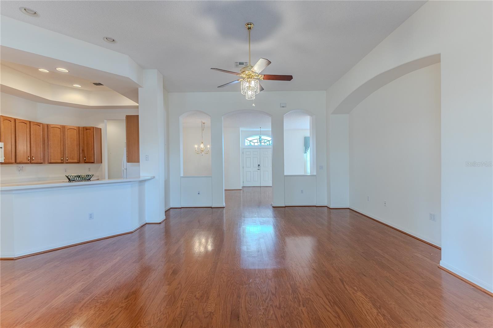 Image 15 of 55 For 239 Longleaf Court