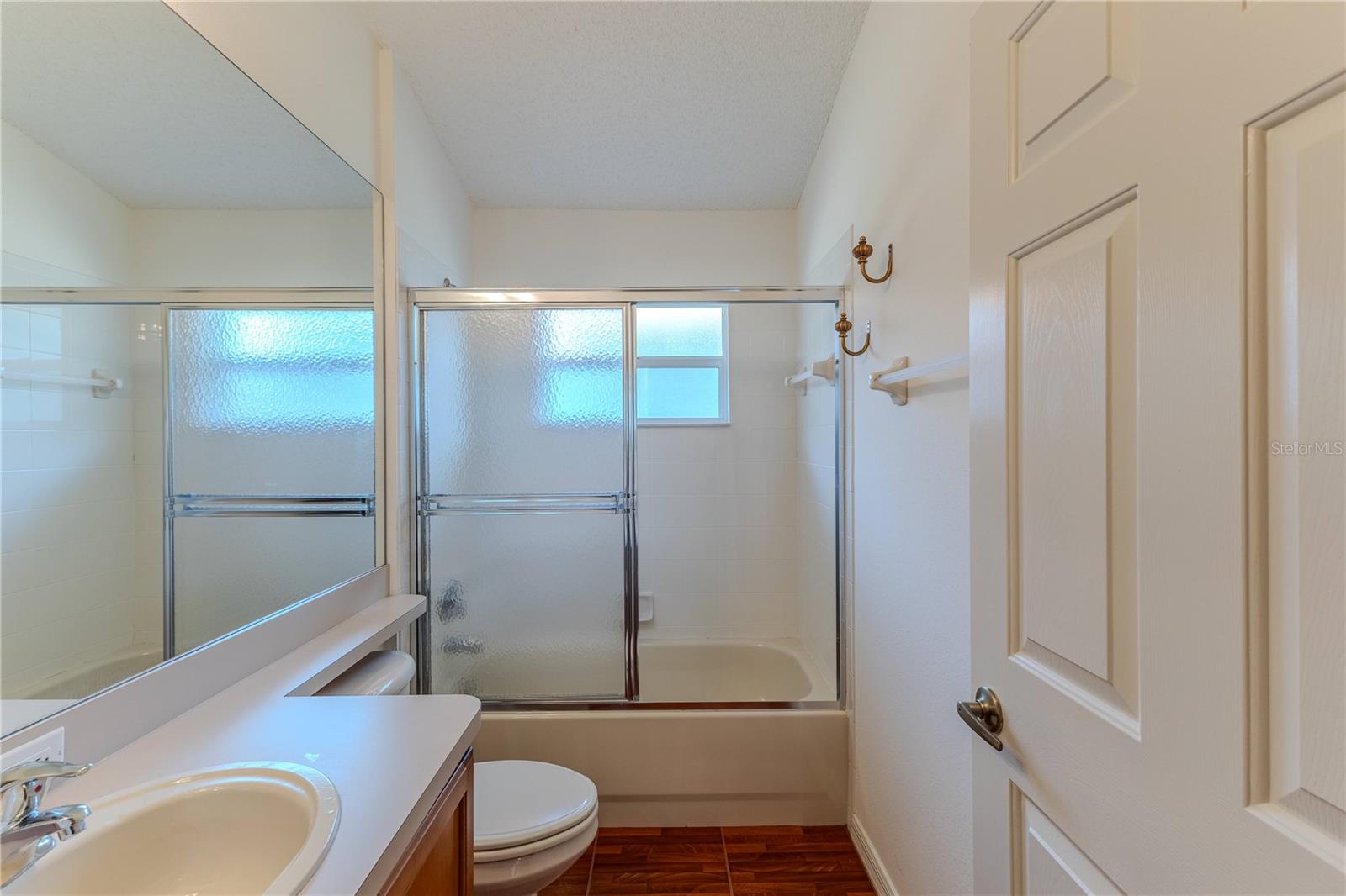 Image 37 of 55 For 239 Longleaf Court