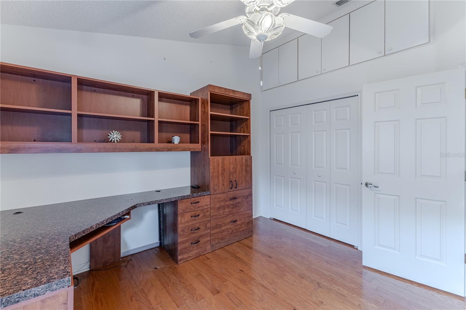 Image 40 of 55 For 239 Longleaf Court