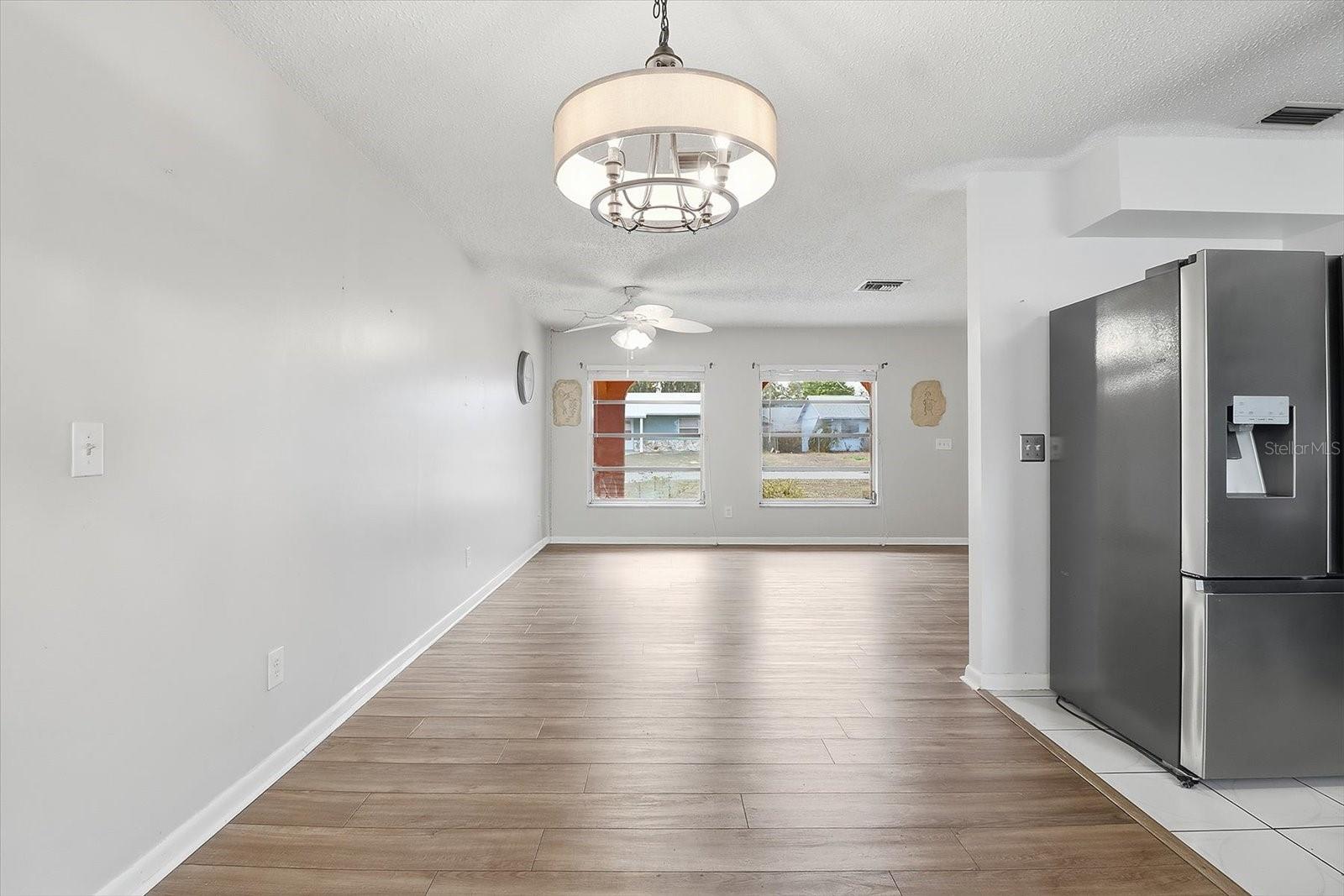 Image 12 of 36 For 2341 Whitier Point