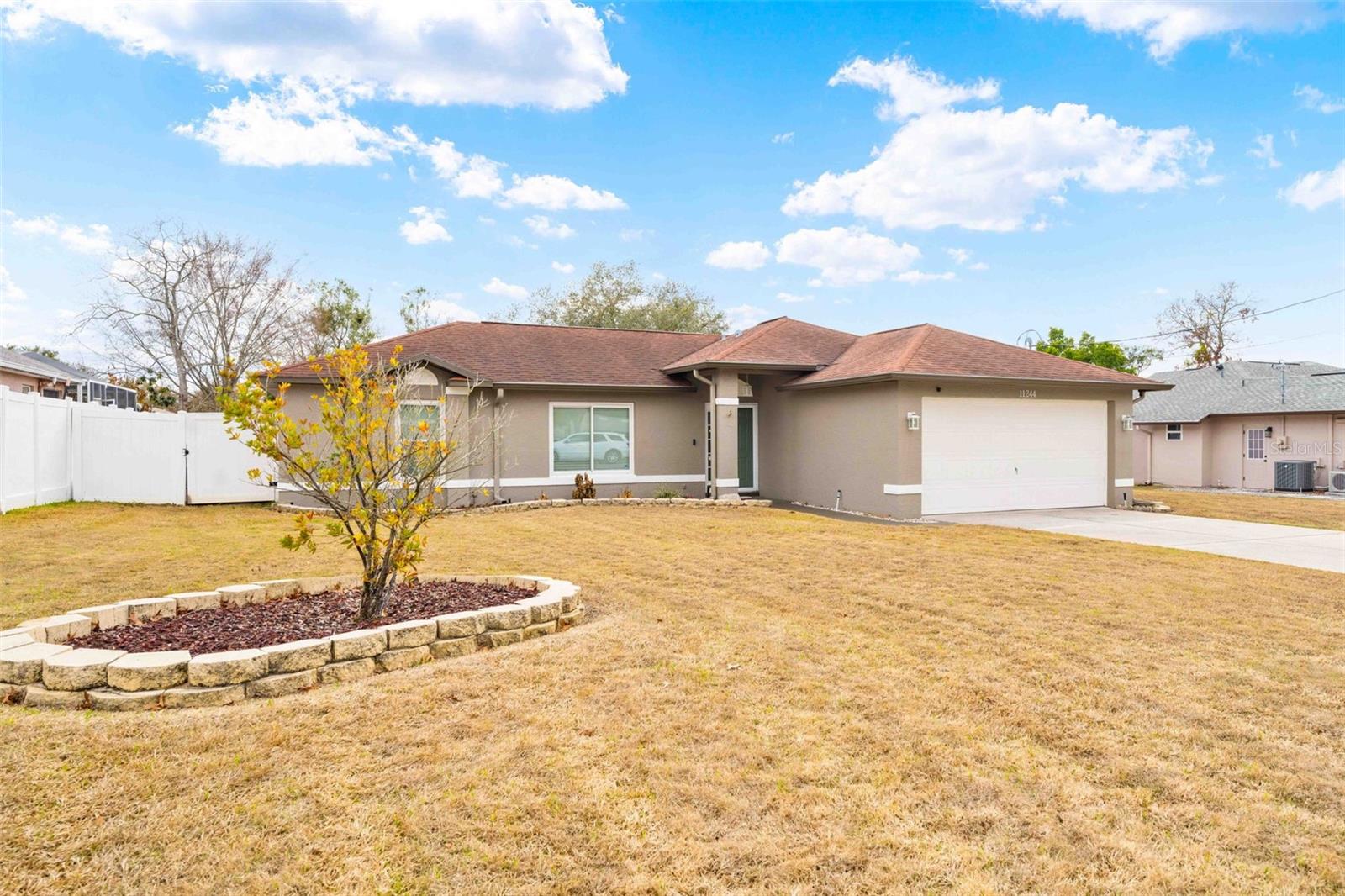 Image 33 of 50 For 11244 Redgate Street