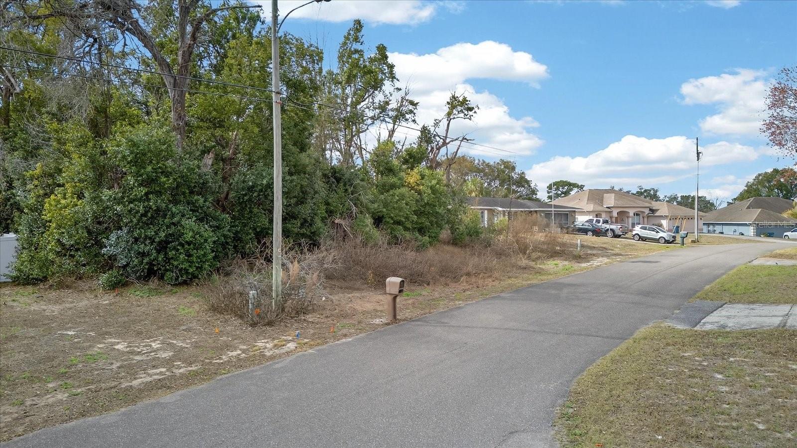 Image 12 of 17 For 2411 Glenridge Drive