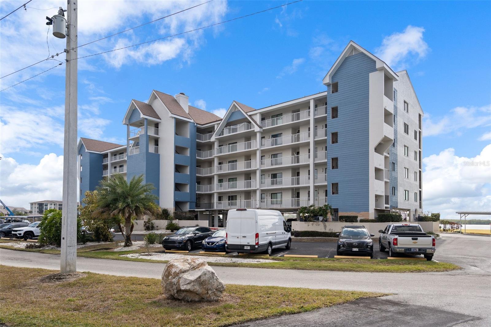 Image 4 of 67 For 4620 Bay Boulevard 1158