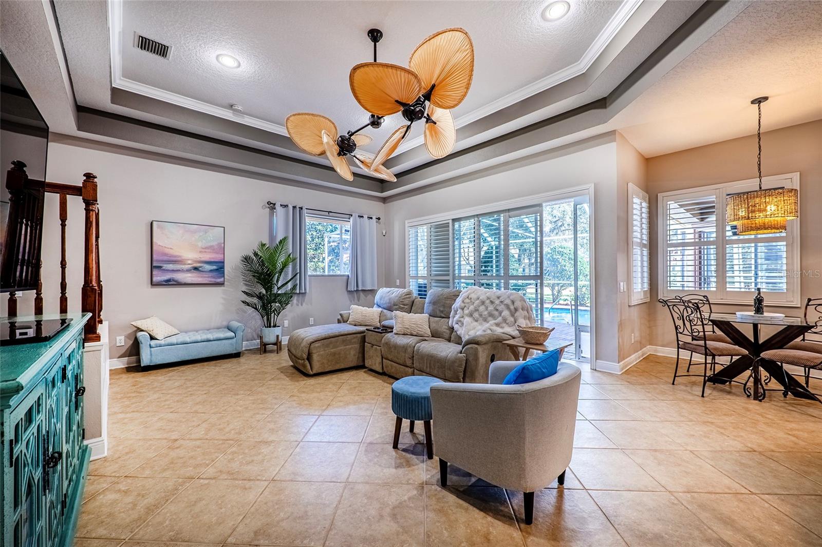 Image 20 of 75 For 10653 Garda Drive