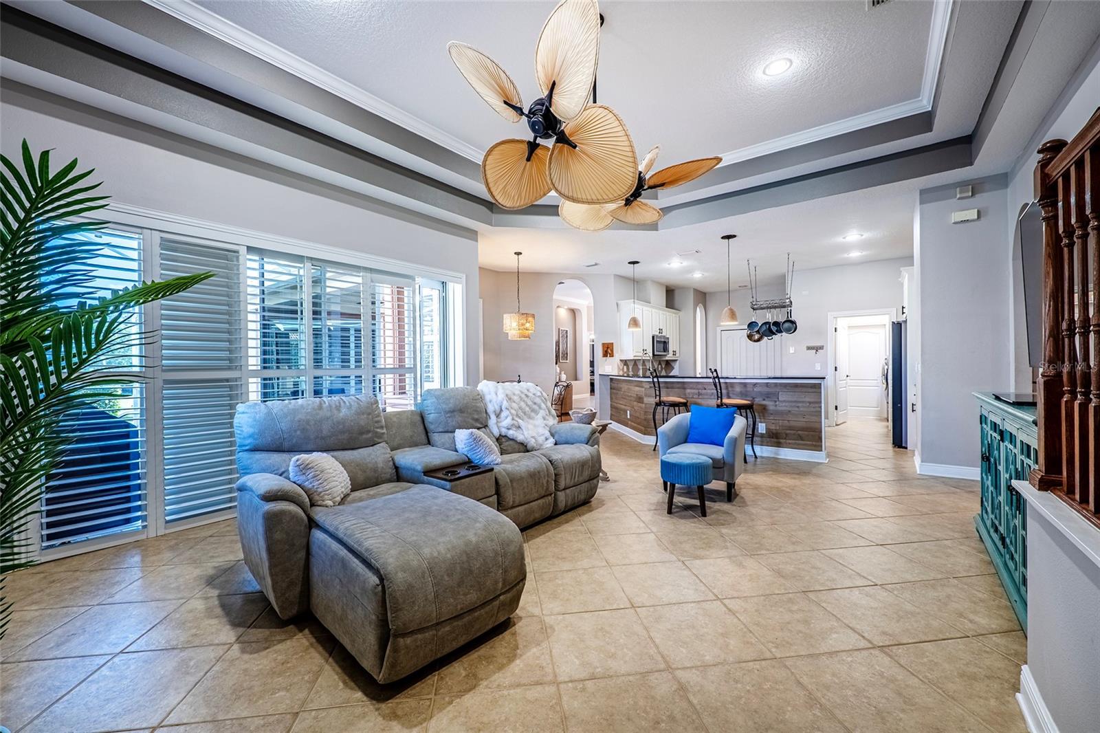 Image 21 of 75 For 10653 Garda Drive