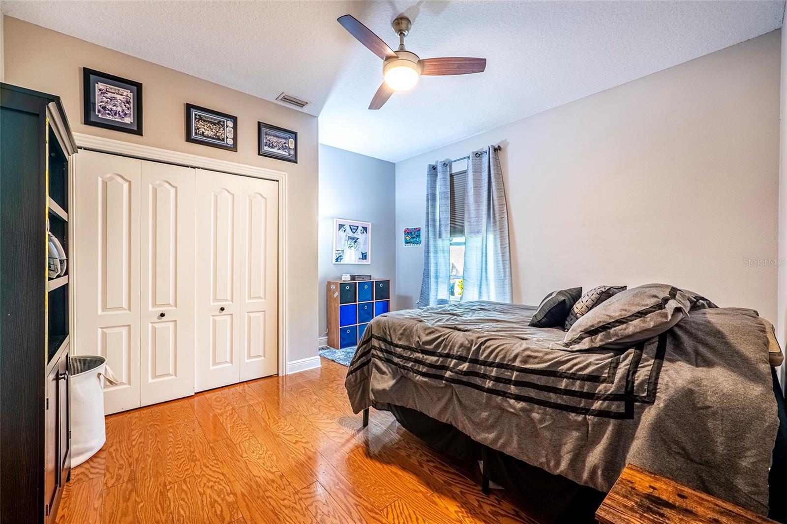 Image 35 of 75 For 10653 Garda Drive