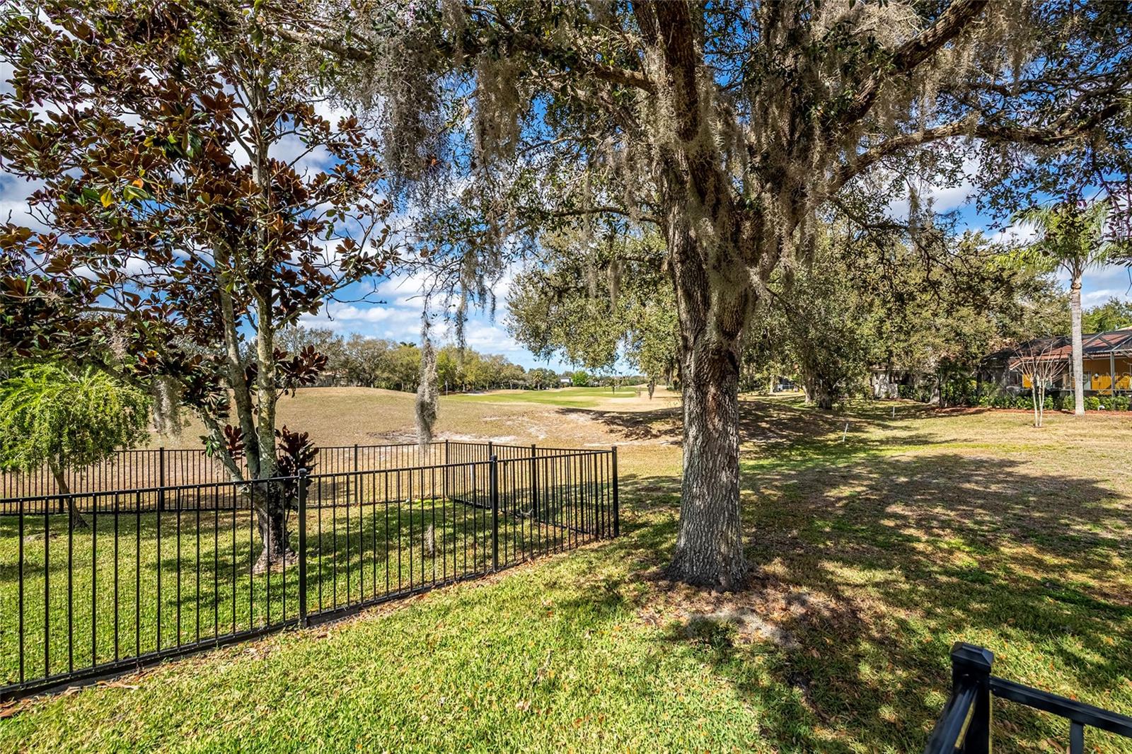 Image 49 of 75 For 10653 Garda Drive