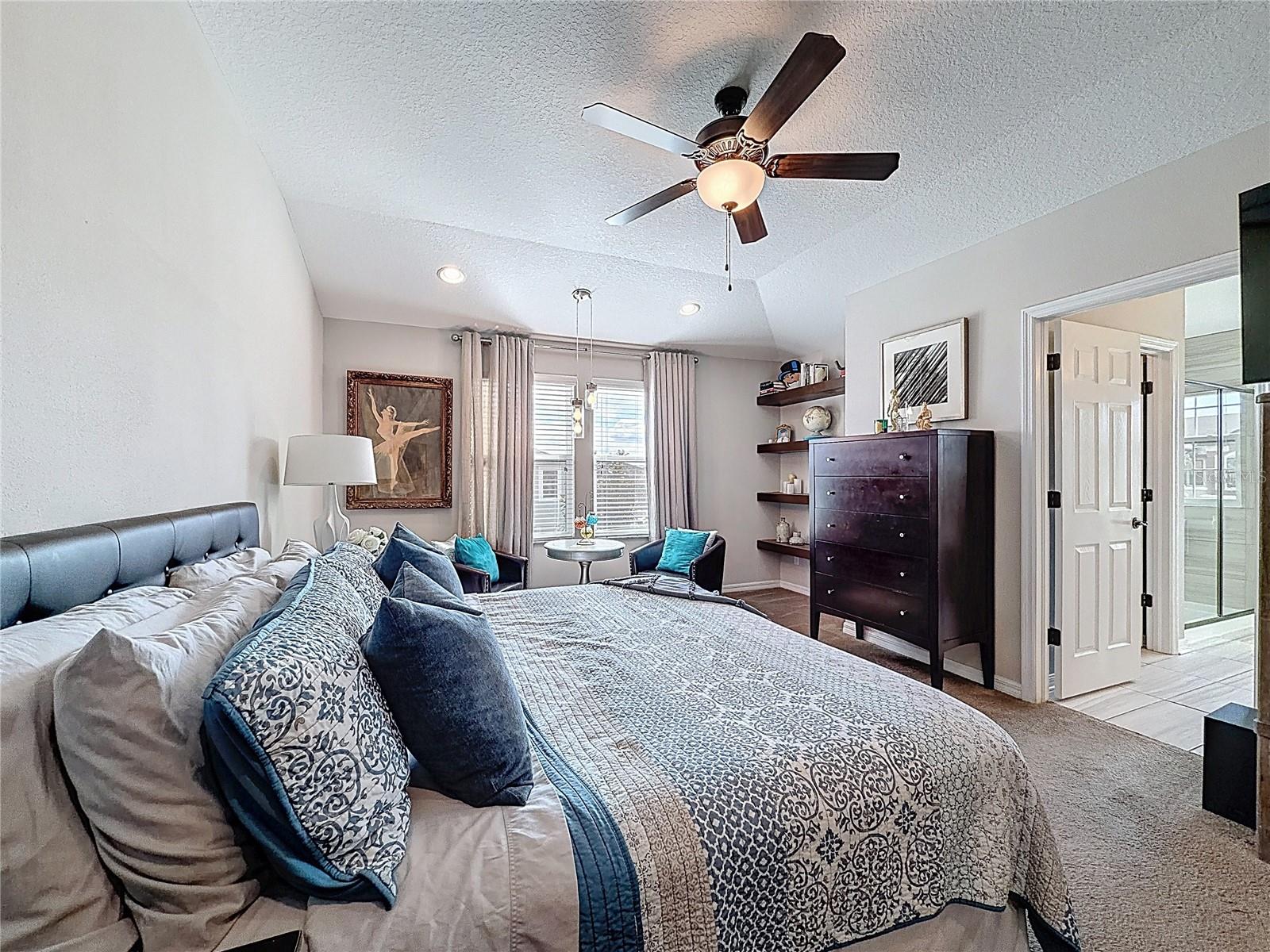 Image 20 of 51 For 1914 Lake Waters Place