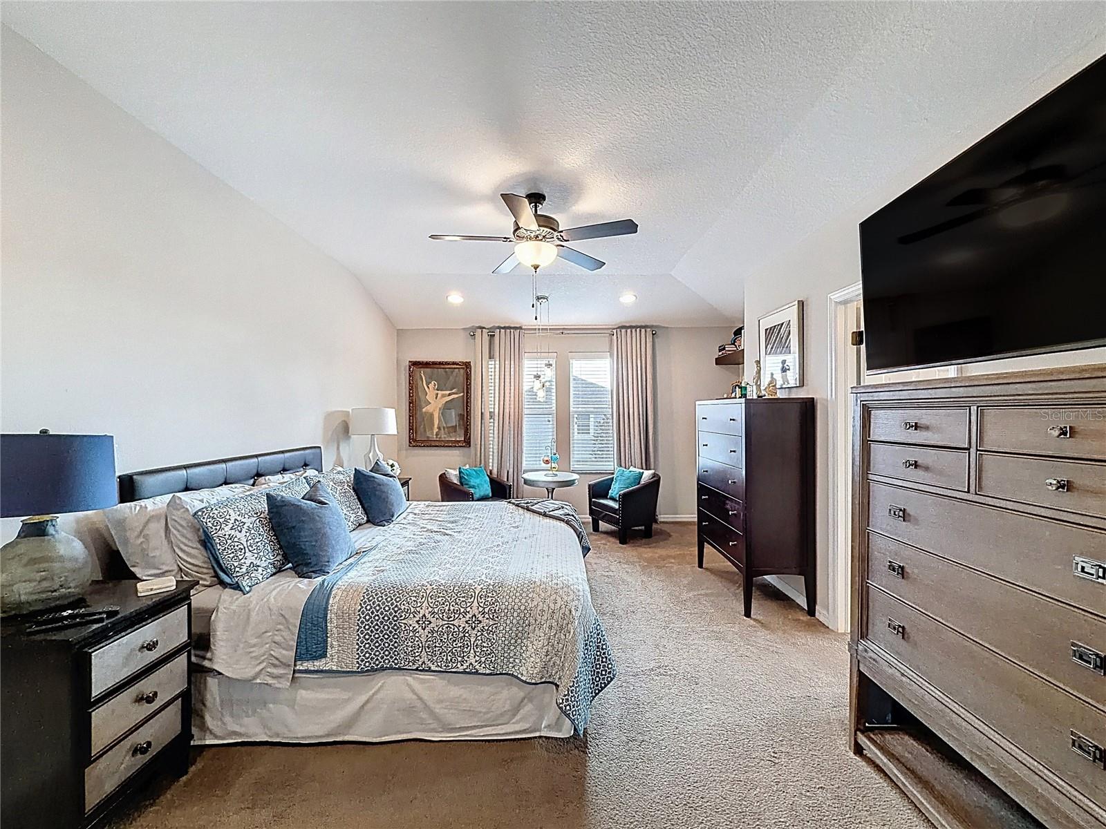 Image 21 of 51 For 1914 Lake Waters Place