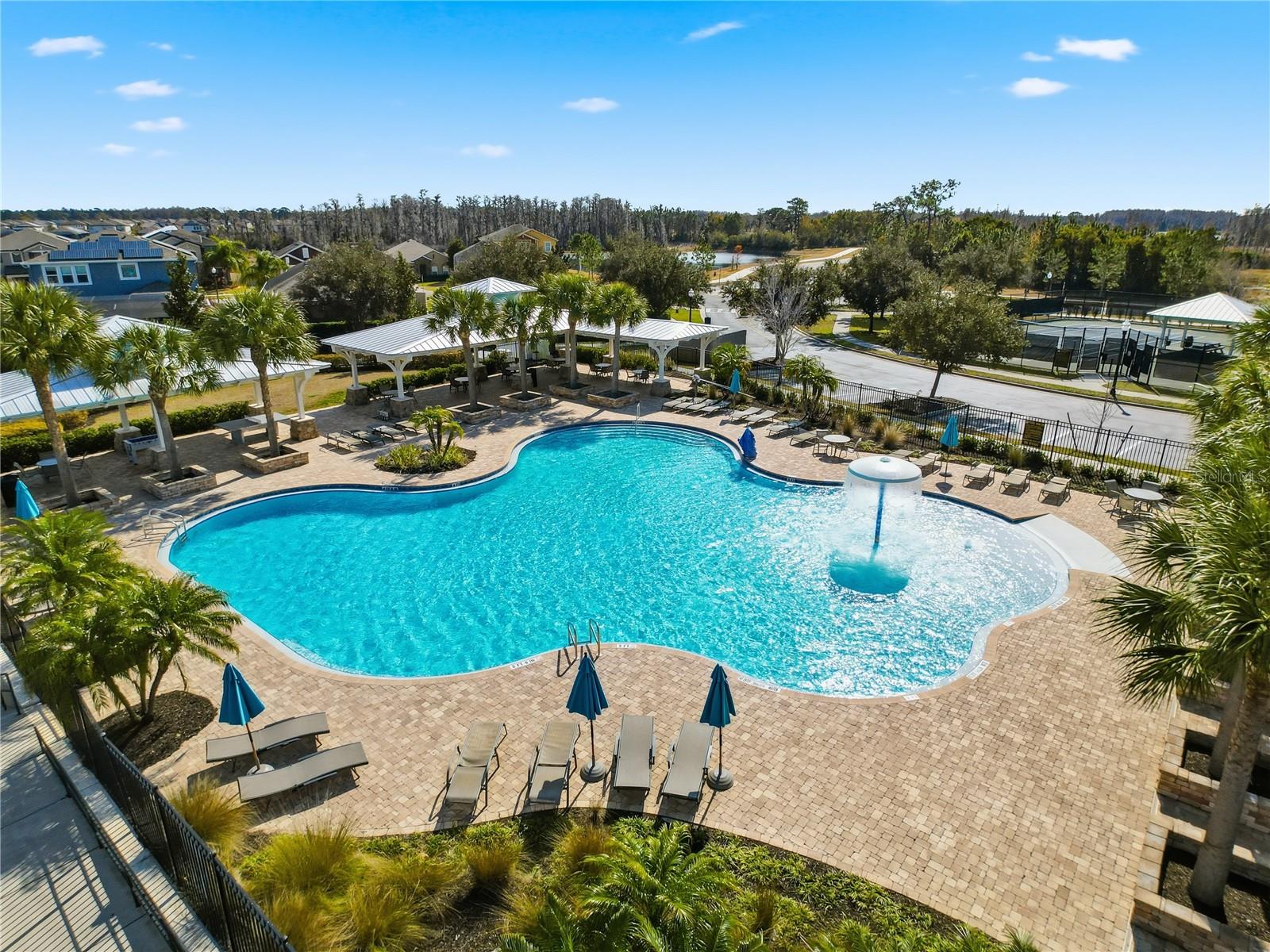 Image 37 of 51 For 1914 Lake Waters Place