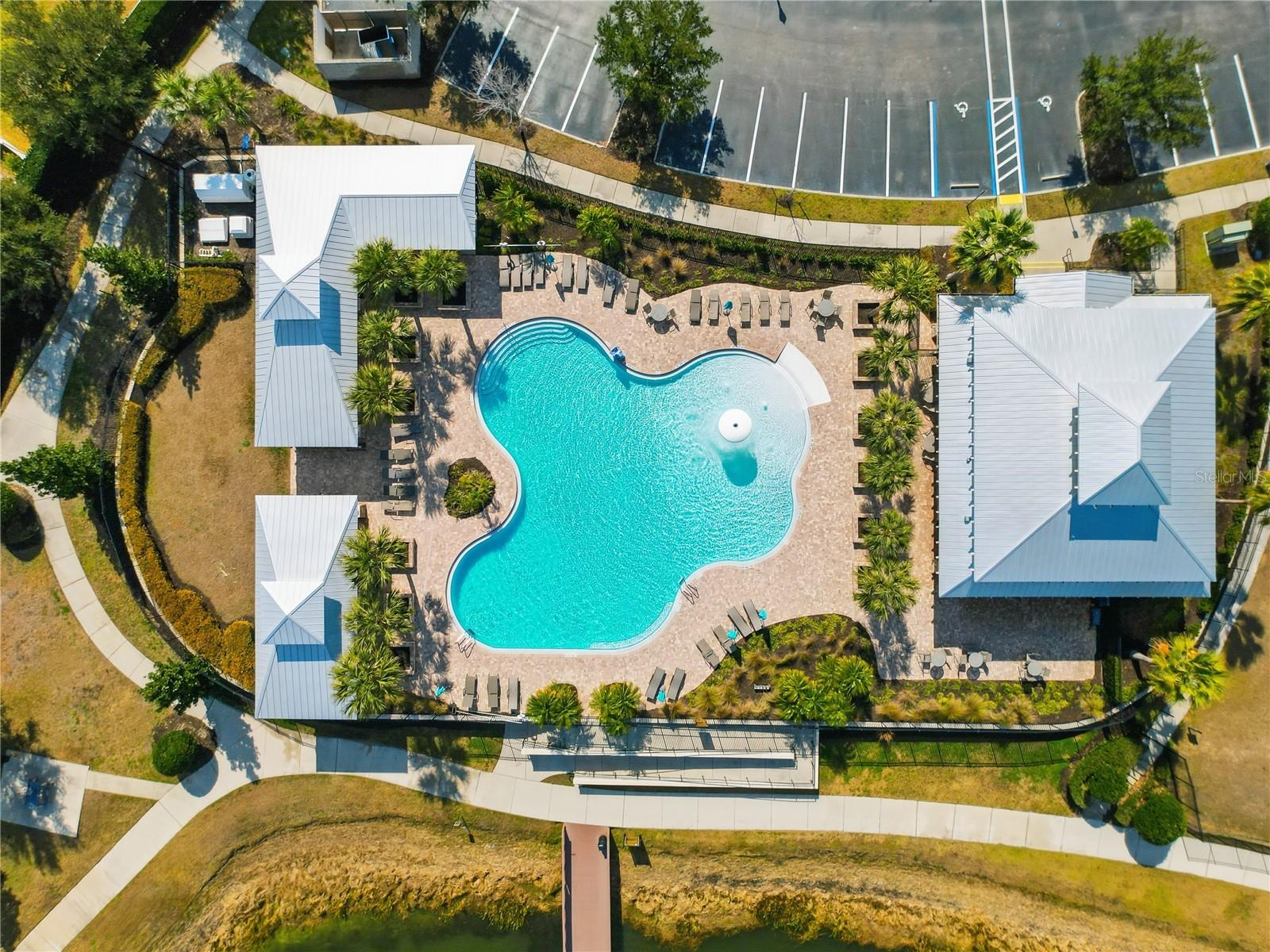 Image 39 of 51 For 1914 Lake Waters Place