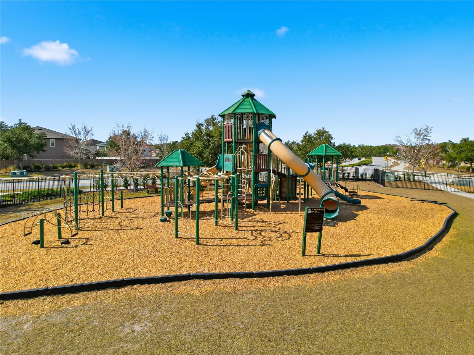 Image 45 of 51 For 1914 Lake Waters Place