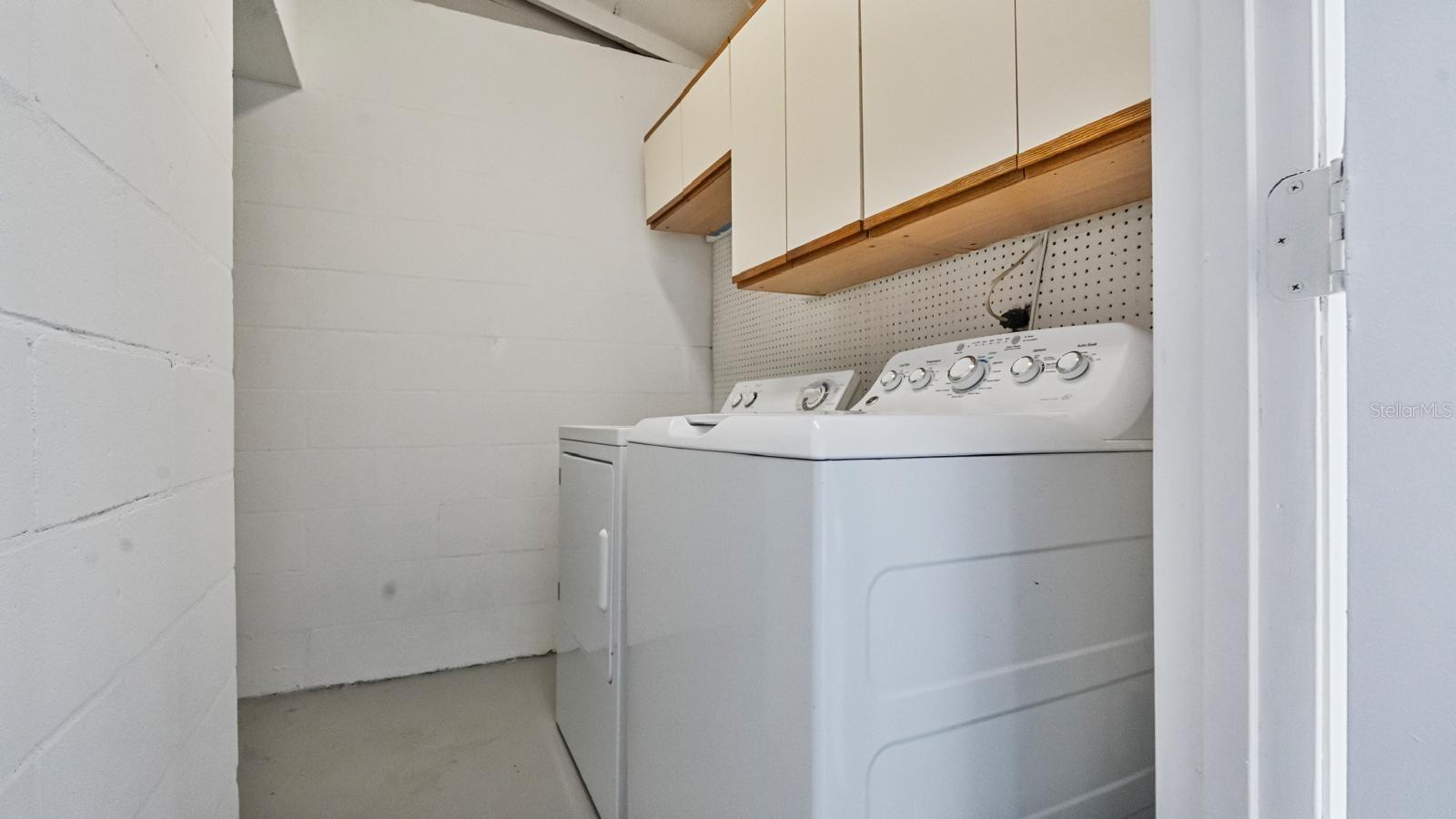 Image 11 of 13 For 11717 Wesson Circle E