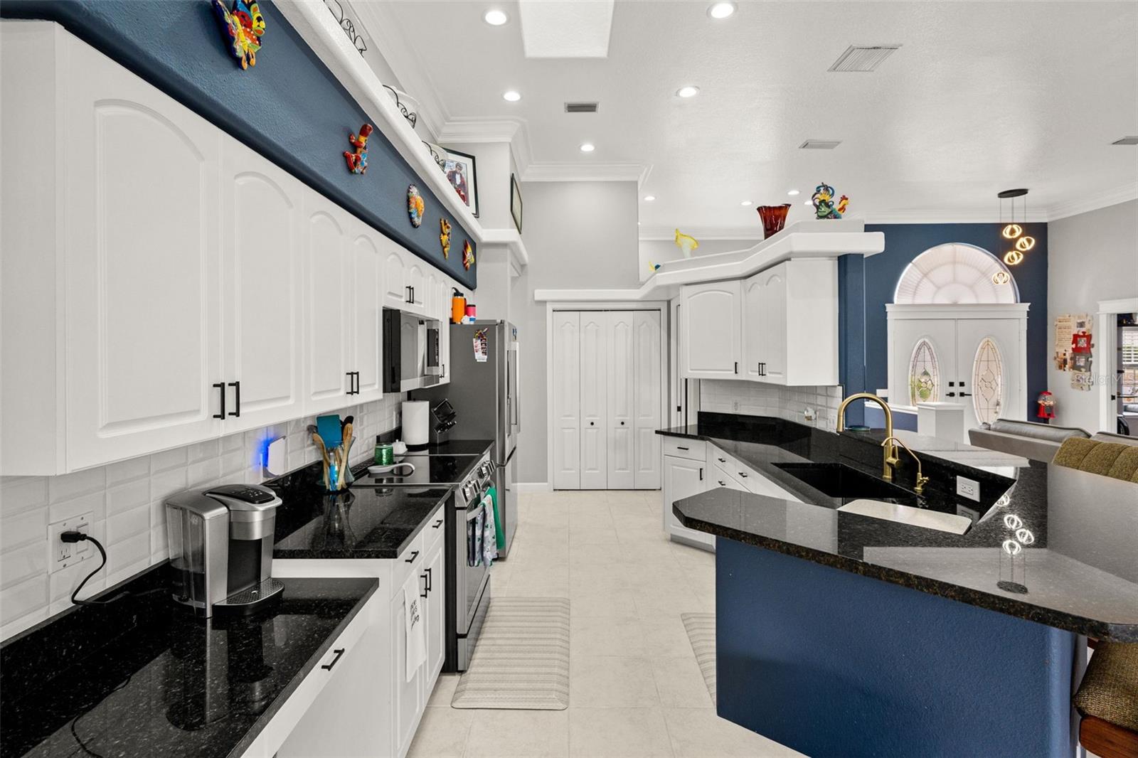 Image 10 of 66 For 3434 Rosebay Court