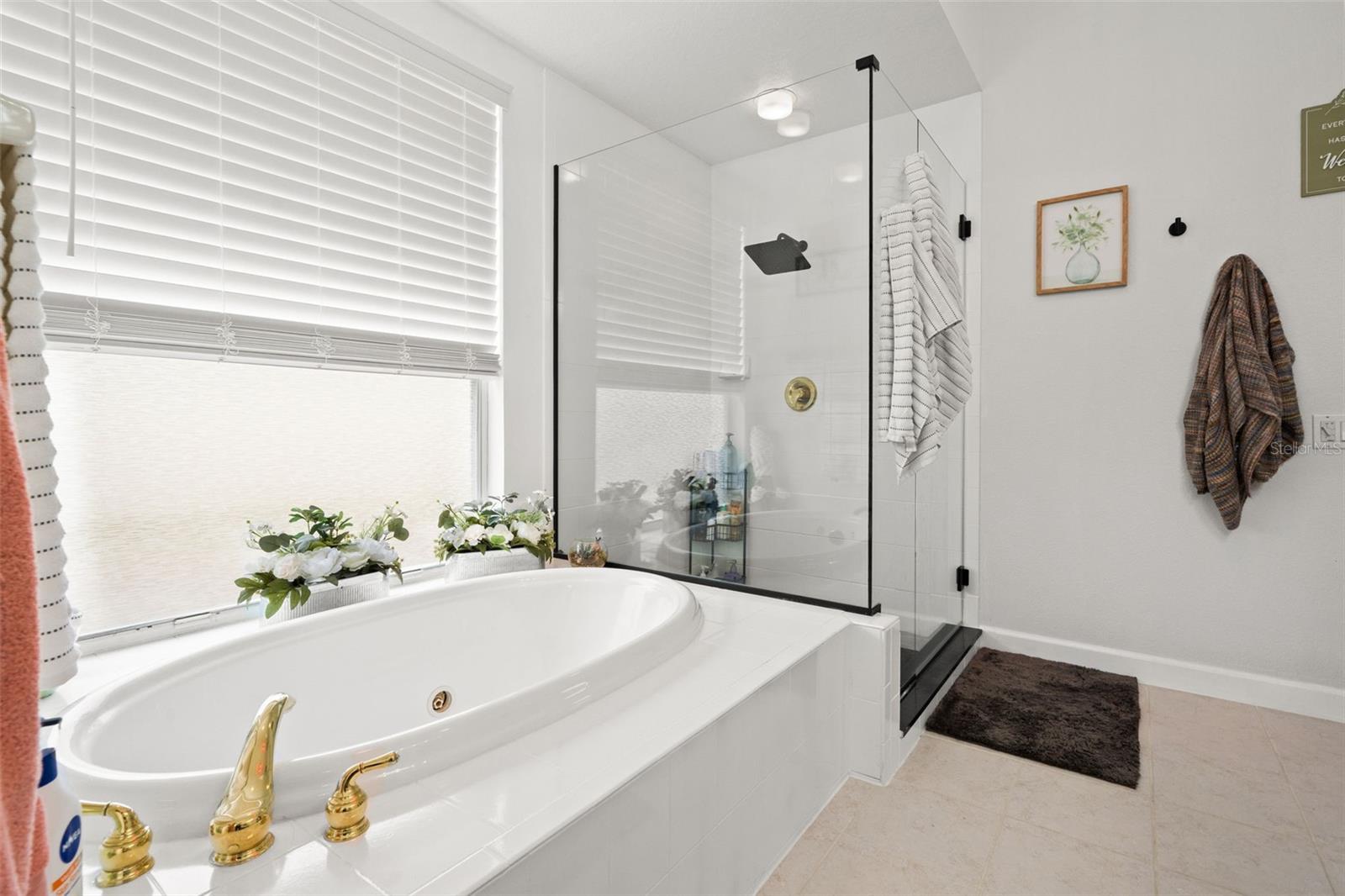 Image 21 of 66 For 3434 Rosebay Court