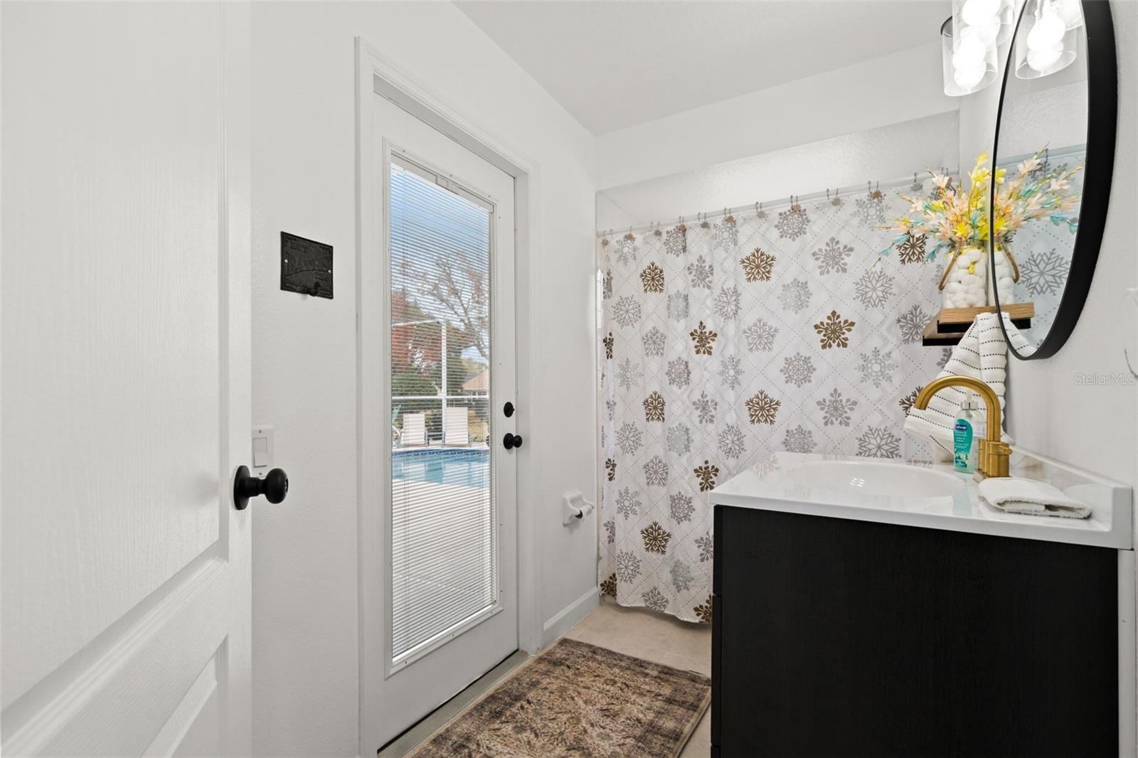 Image 28 of 66 For 3434 Rosebay Court