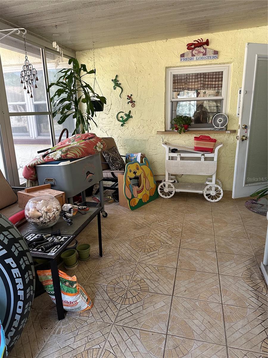 Image 14 of 23 For 1427 Amy Circle