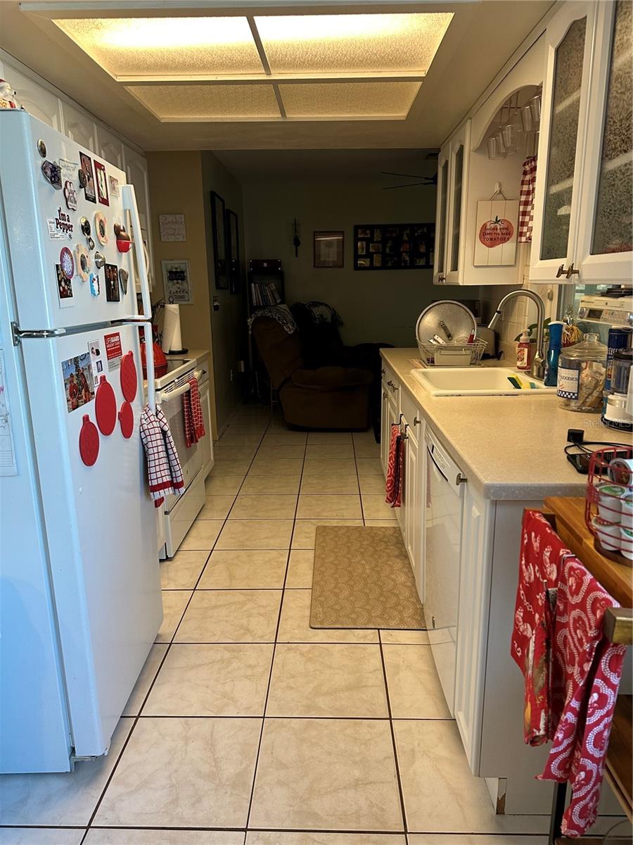 Image 8 of 23 For 1427 Amy Circle