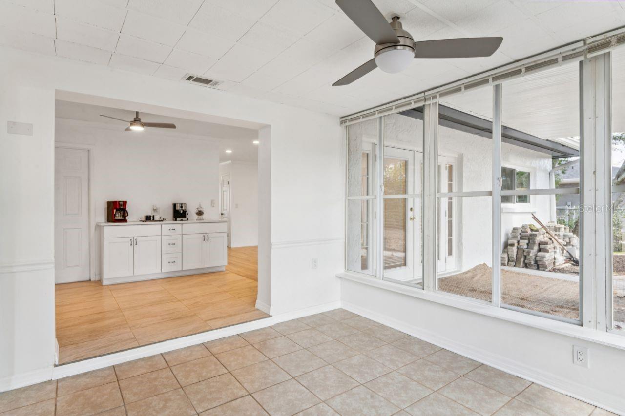 Image 21 of 55 For 8702 Seeley Lane