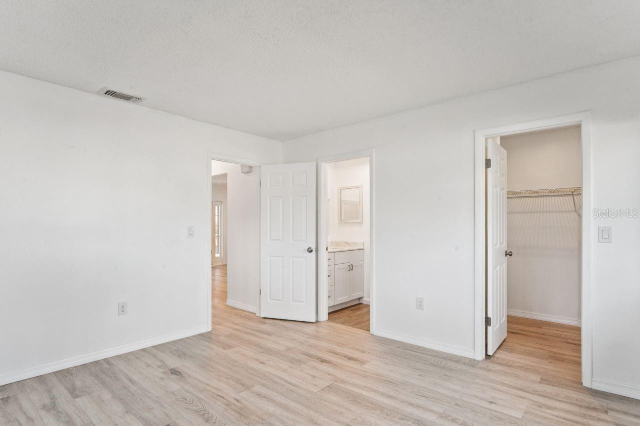 Image 24 of 55 For 8702 Seeley Lane